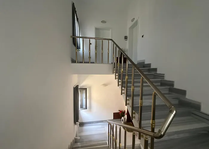 Italian Style Apartment